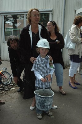 Bob Zwart en directeur Theresia Ruijter